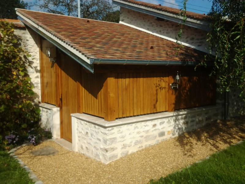 Realisation Dun Abri Avec Ossature Bois Et Couverture Tuiles Plates Realisation Dun Abri Avec Ossature Bois Et Couverture Tuiles Plates