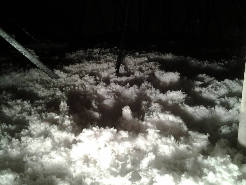 Isolation Des Combles Perdus Par Floconnage Isolation Des Combles Perdus Par Floconnage